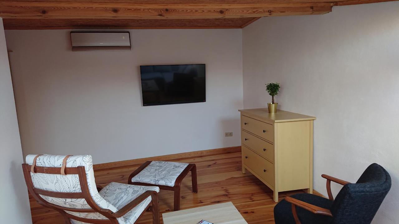 Apartamenty Przy Stonehenge Σοσνόβιετς Δωμάτιο φωτογραφία