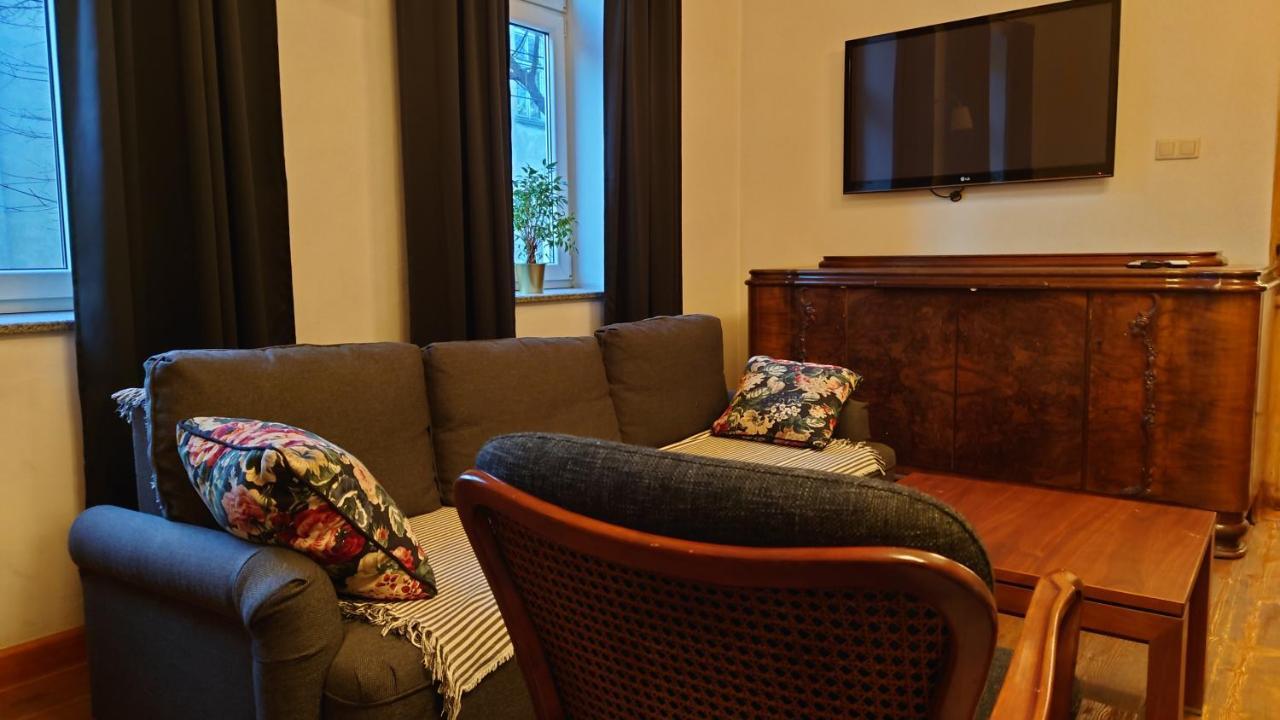 Apartamenty Przy Stonehenge Σοσνόβιετς Εξωτερικό φωτογραφία
