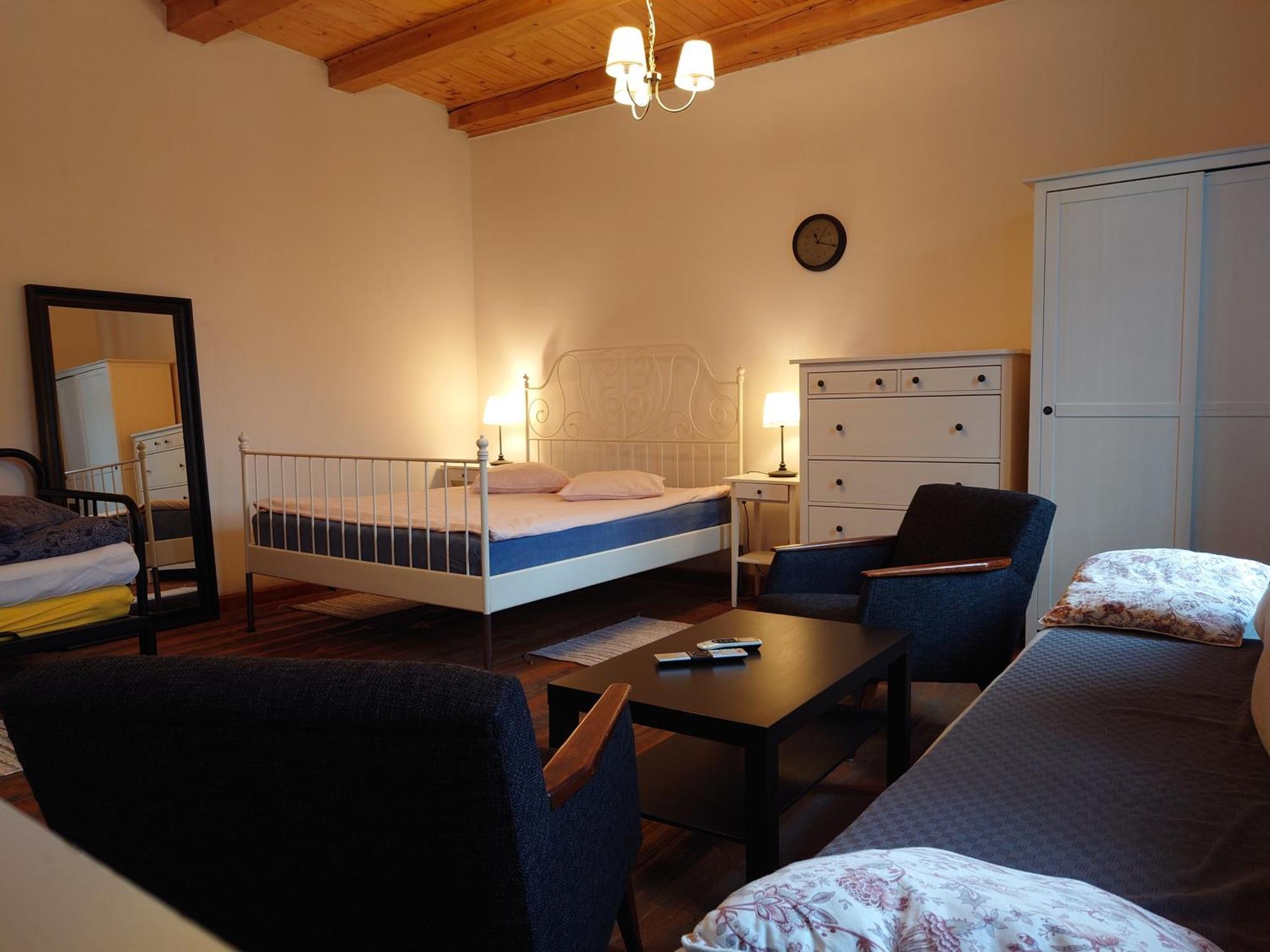 Apartamenty Przy Stonehenge Σοσνόβιετς Δωμάτιο φωτογραφία