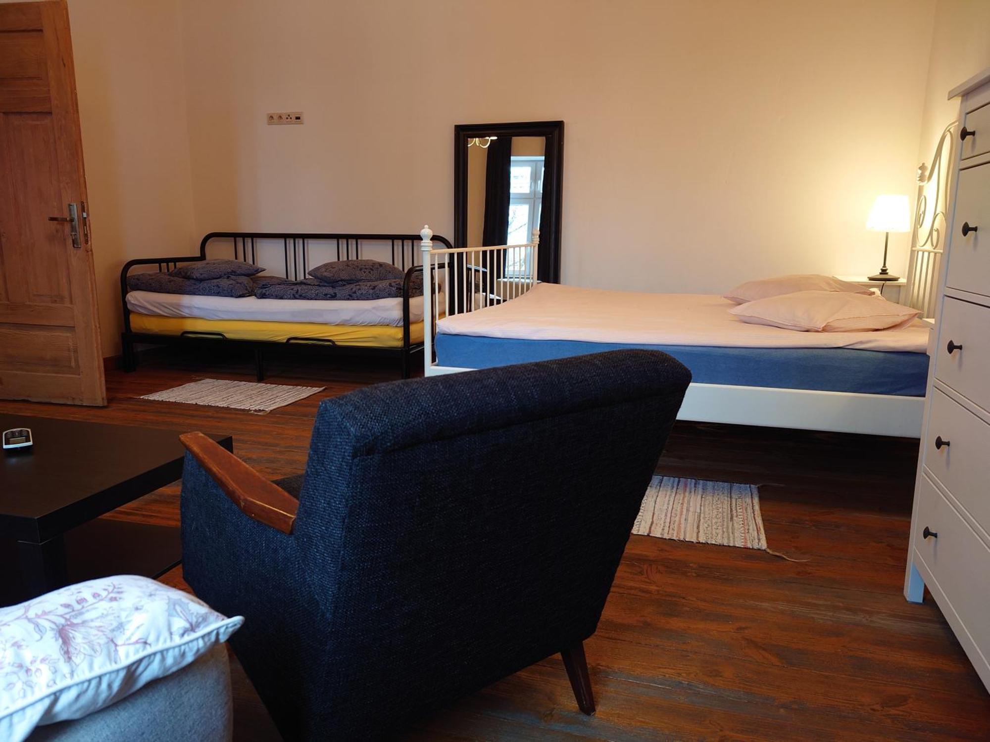 Apartamenty Przy Stonehenge Σοσνόβιετς Δωμάτιο φωτογραφία