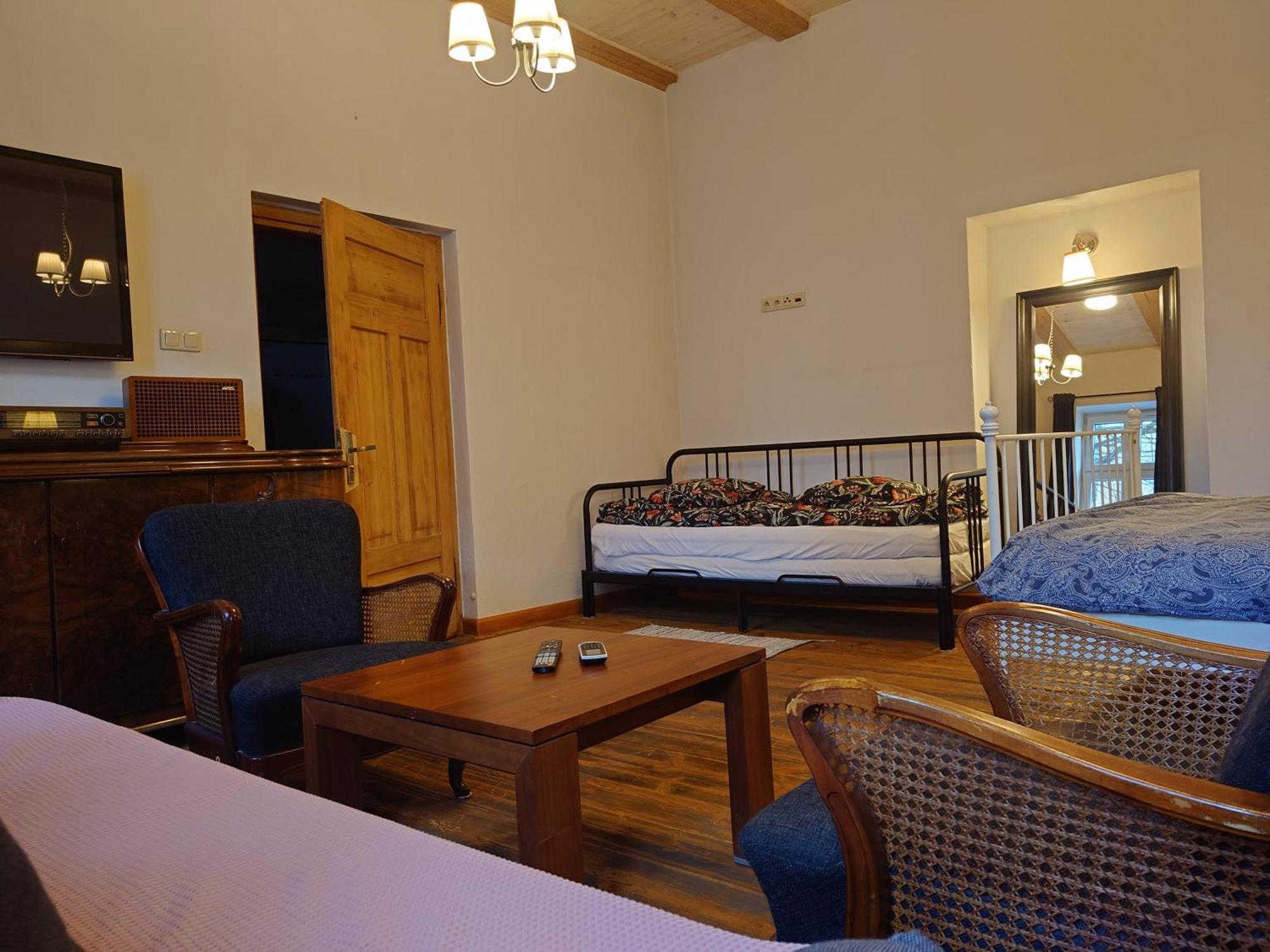 Apartamenty Przy Stonehenge Σοσνόβιετς Δωμάτιο φωτογραφία